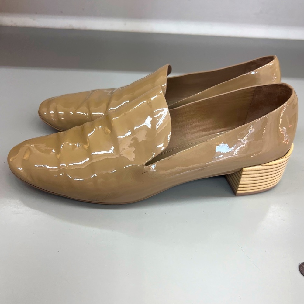 MERCEDES CASTILLO Tillie Patent Leather slip On Tan Nude Size 9 Made In Brazil